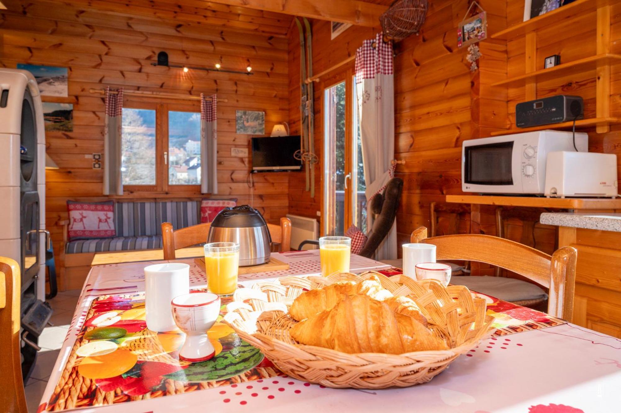Chalet Terrasse Plein Sud, Cheminee, Ski-rando, Nature & Village, Animaux Admis, Parking *